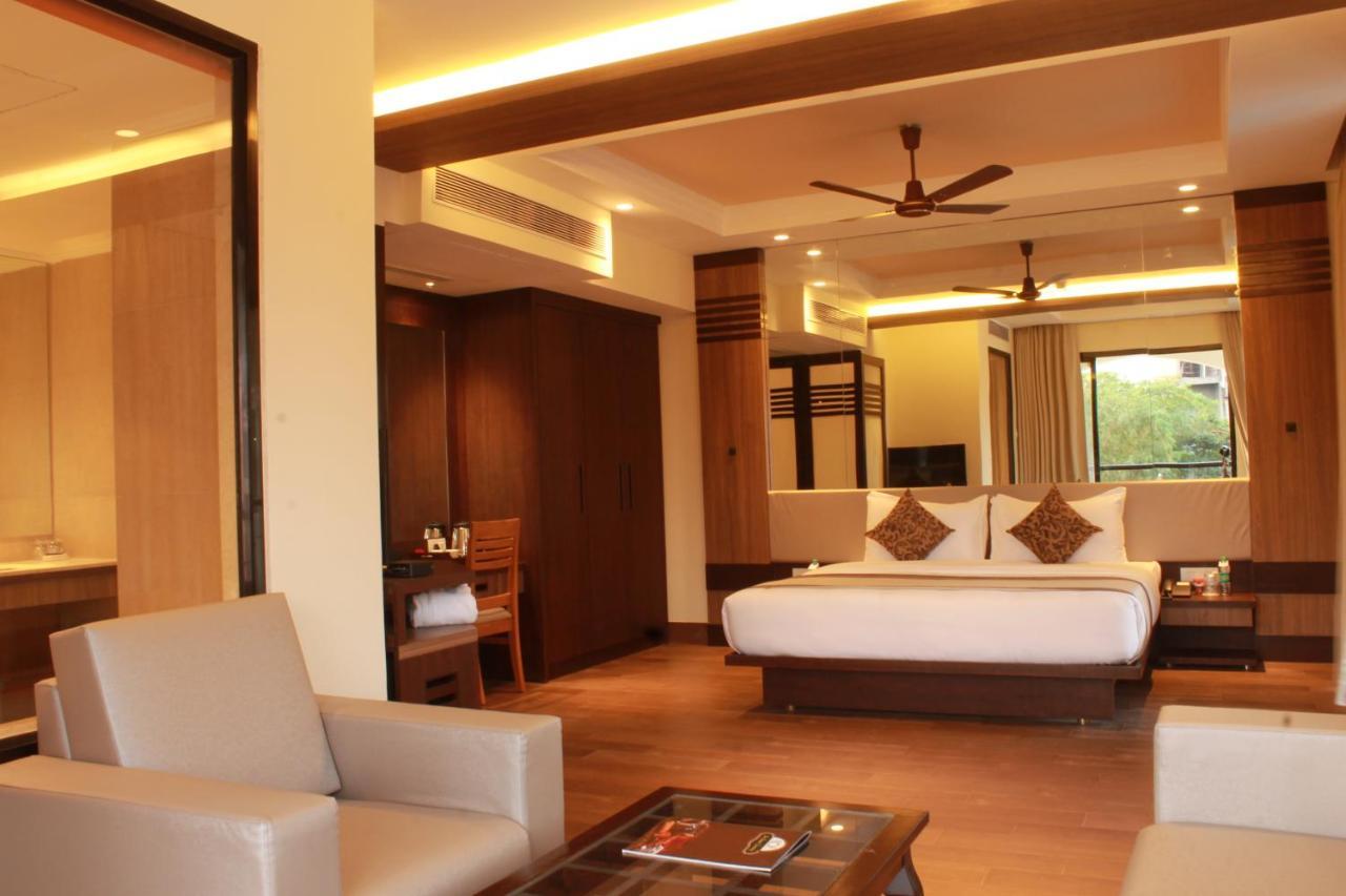 Luxury Suite Royale Wing