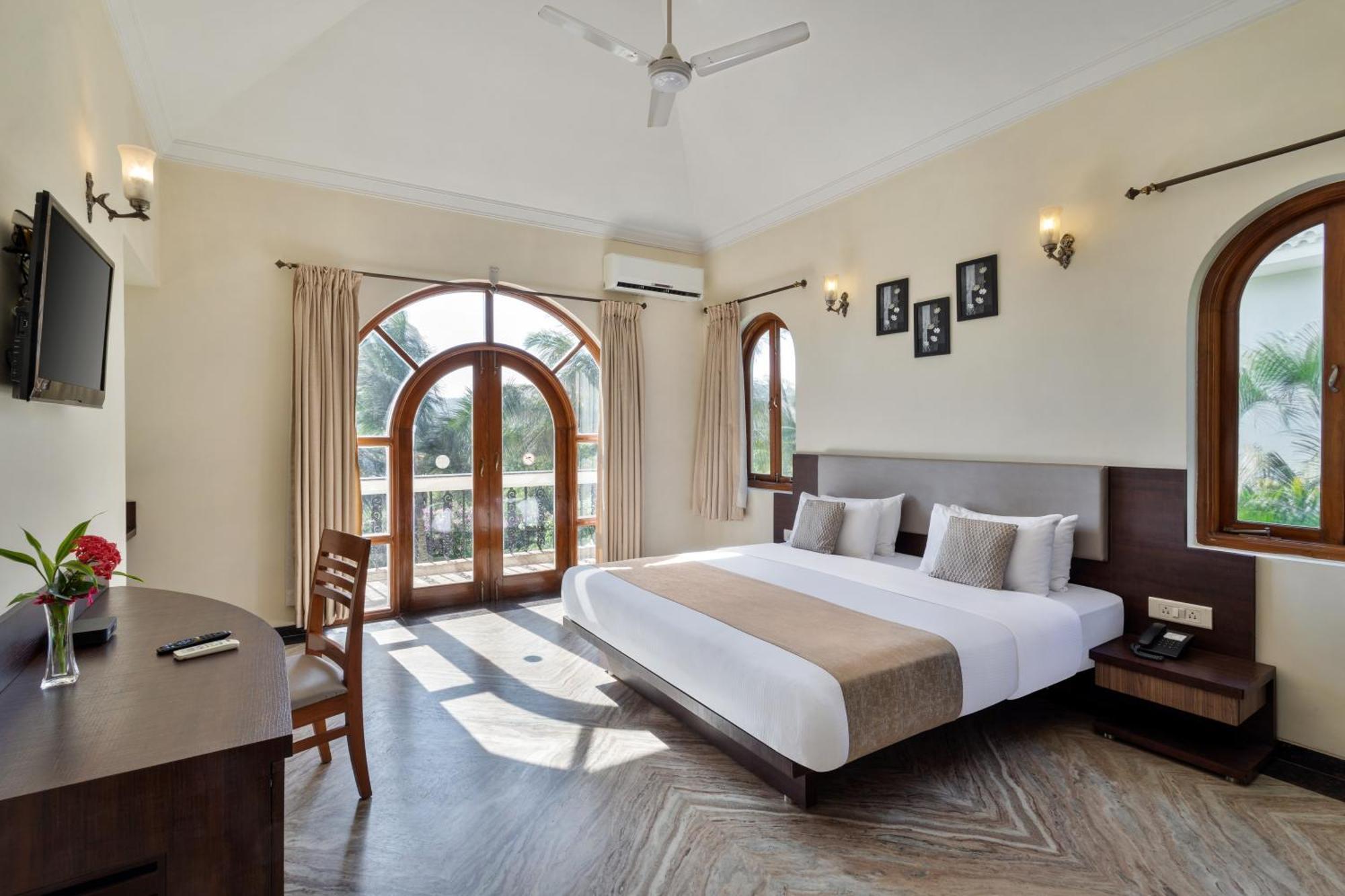 03 Bedroom Villa Rio Wing