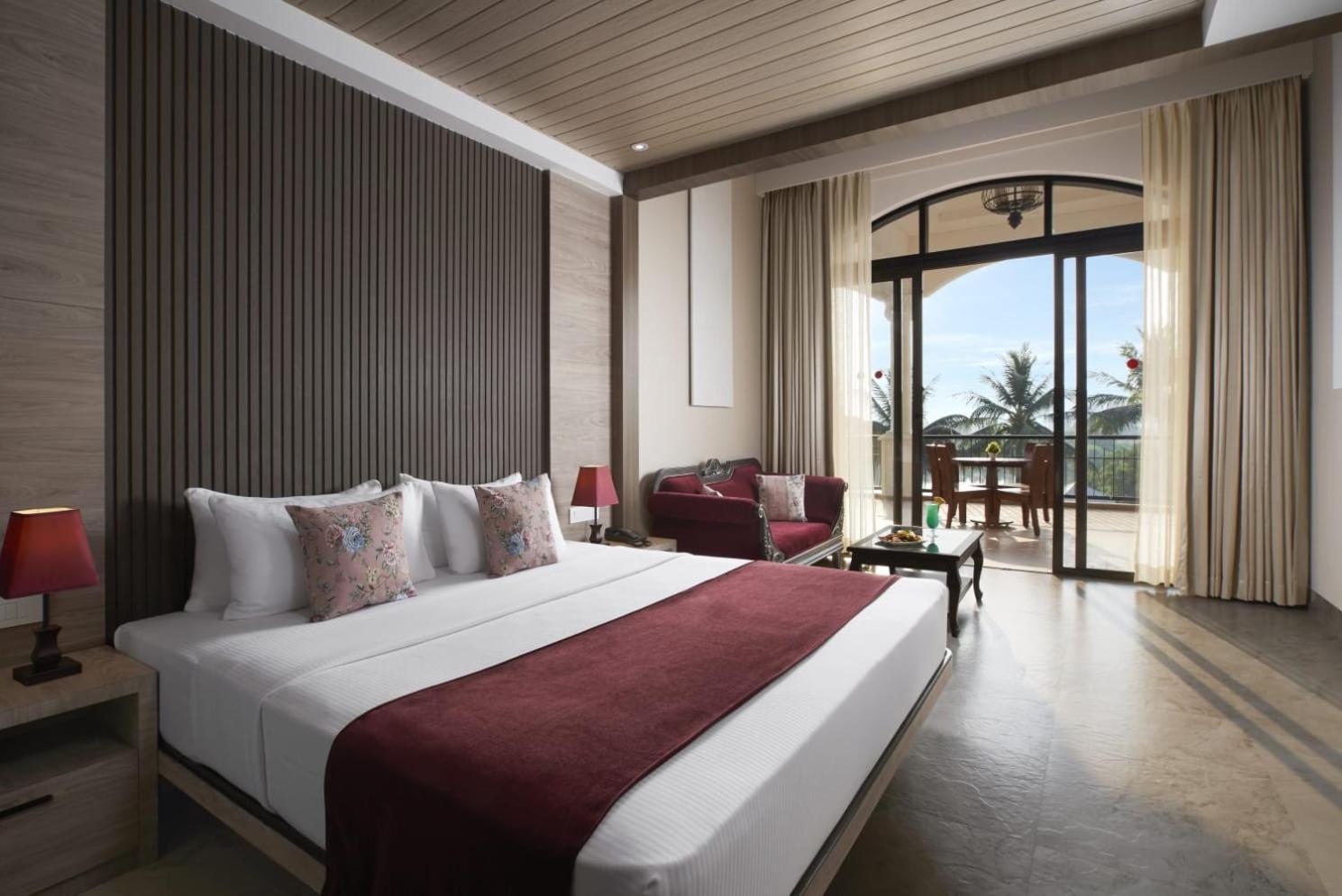 Royale Duplex Suite on Food Beverages SPA