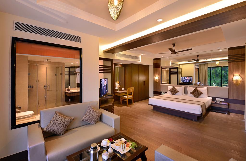 Luxury Suite Royale Wing,397189932:JPEG
