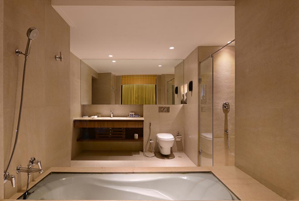 Luxury Suite Royale Wing